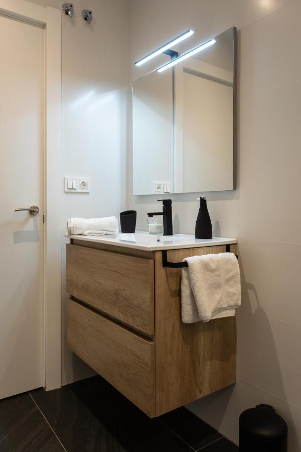 Apartmán Piso De Diseno Con Vistas A La Ria. Bilbao Exteriér fotografie